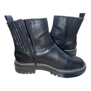 Time and Tru Women's Lug Chelsea Boots size 7.5